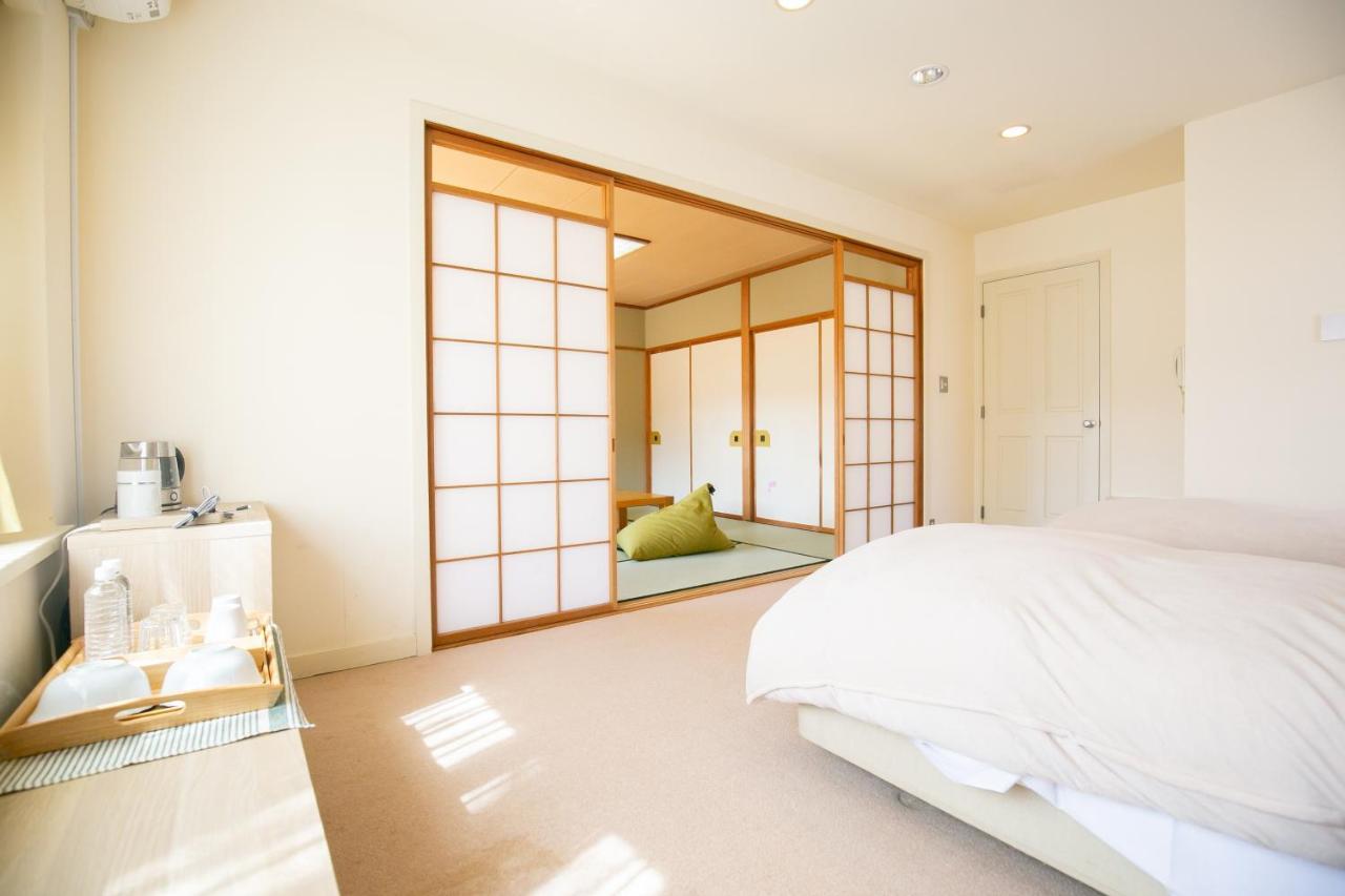 Ryosha Tsukiakari Bed & Breakfast Yamanakako Exterior foto